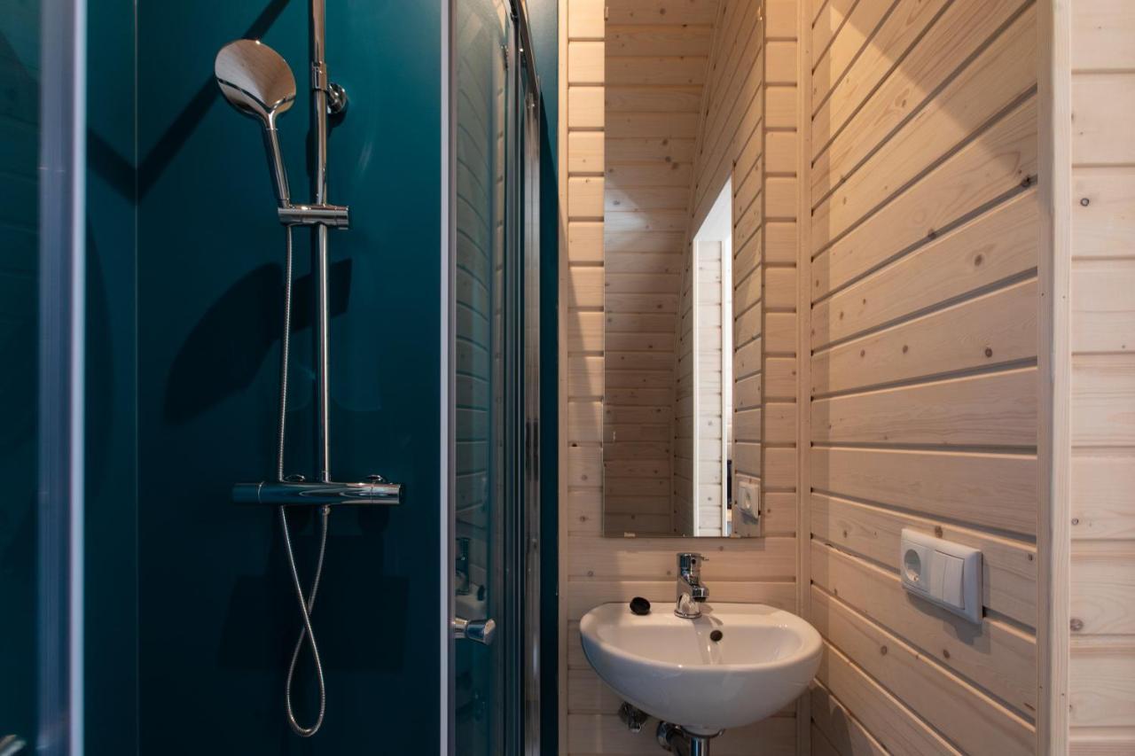 Pod Huisje Met Hottub Dokkum Buitenkant foto