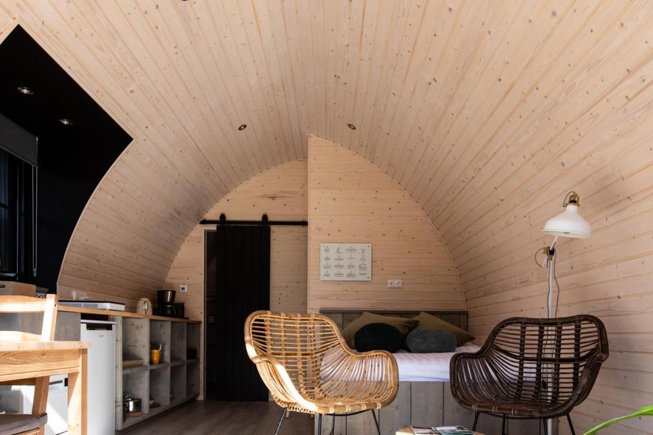 Pod Huisje Met Hottub Dokkum Buitenkant foto
