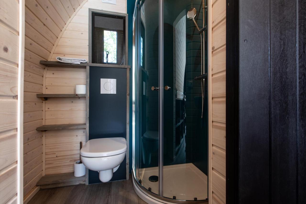 Pod Huisje Met Hottub Dokkum Buitenkant foto