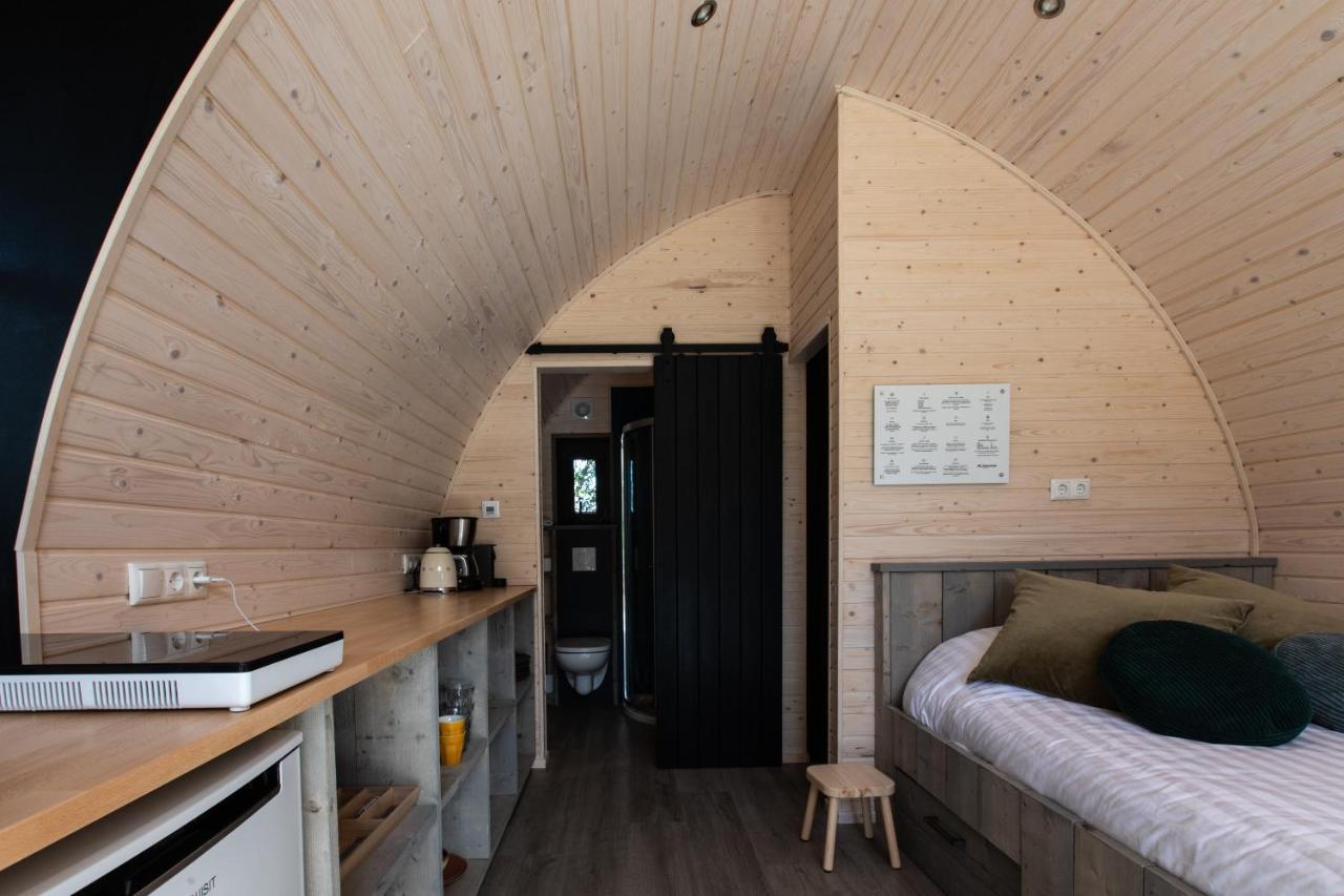 Pod Huisje Met Hottub Dokkum Buitenkant foto
